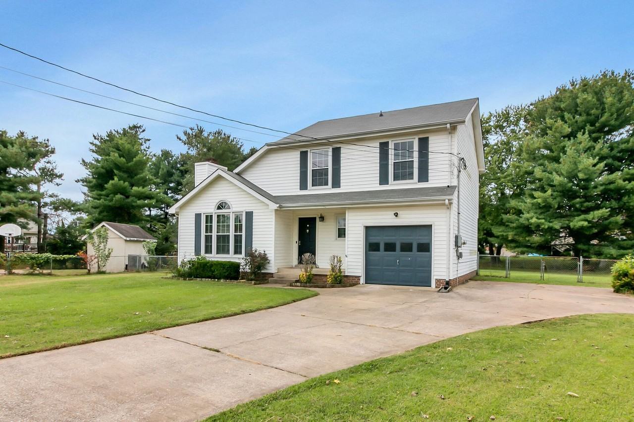 900 Cimarron Ct - Photo 3 of 28