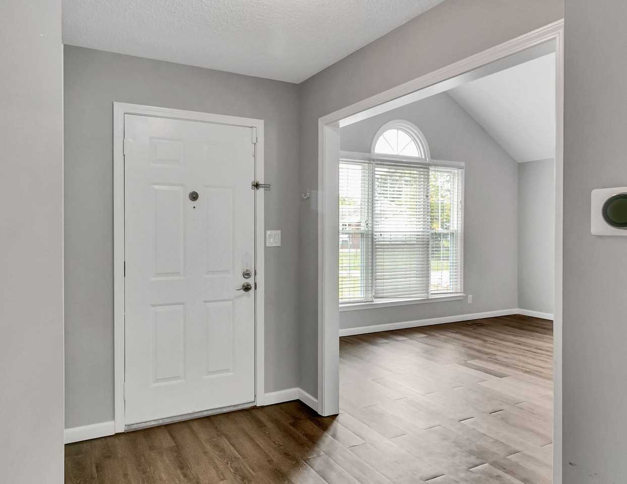 900 Cimarron Ct - Photo 6 of 28