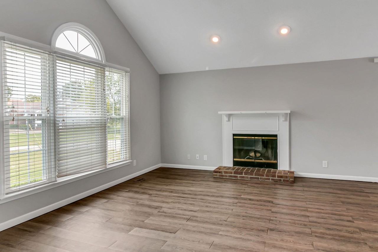 900 Cimarron Ct - Photo 7 of 28