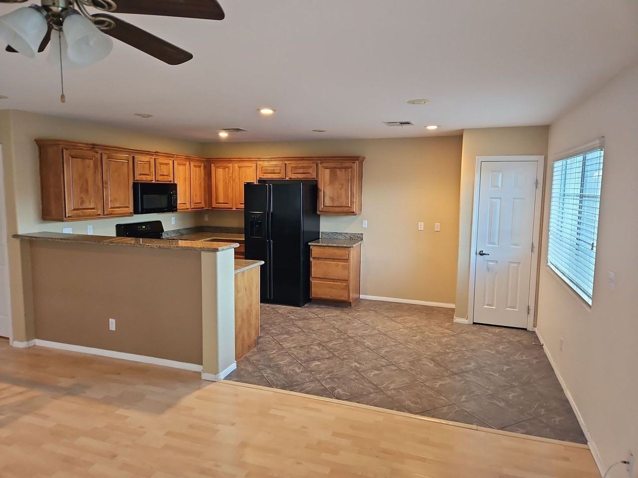 6329 Yampa River Way - Photo 7 of 21