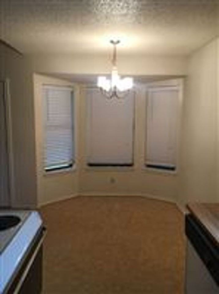 2127 Hidden Hill Dr - Photo 5 of 8