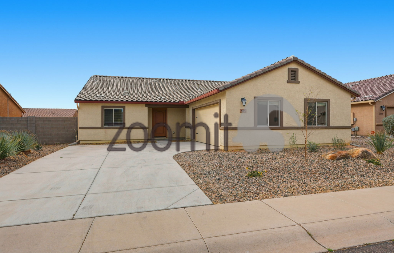 565 W Black Hawk Pl - Photo 3 of 39