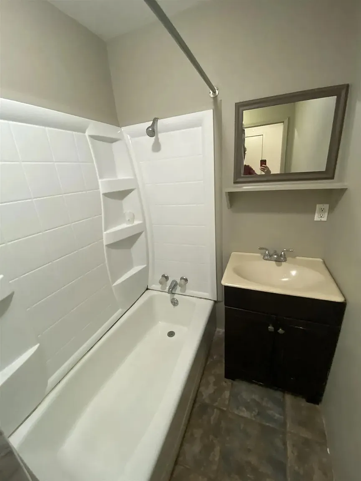 2795 Dennis St - Photo 5 of 6