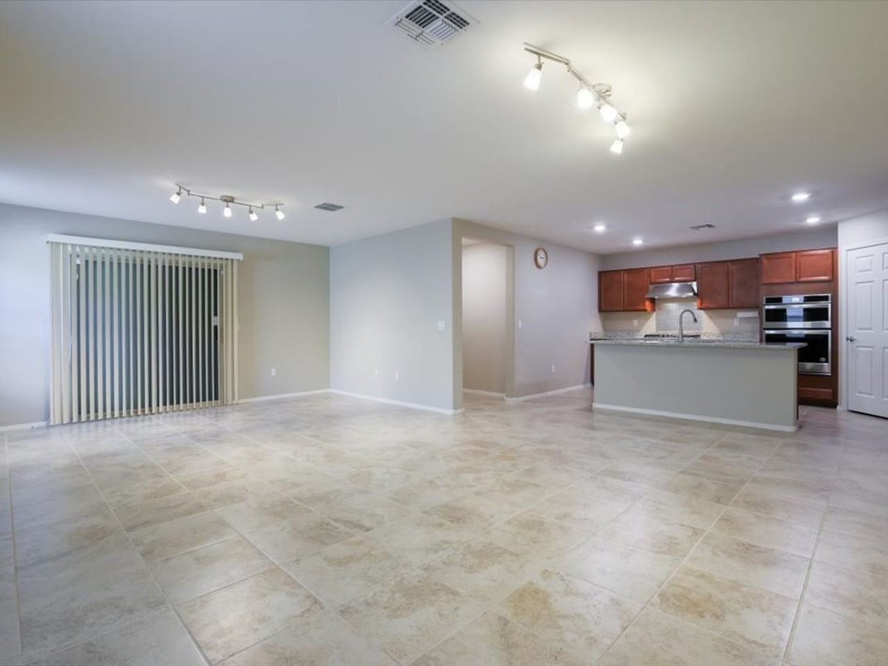 8568 E River Reserve Dr - Photo 4 of 23