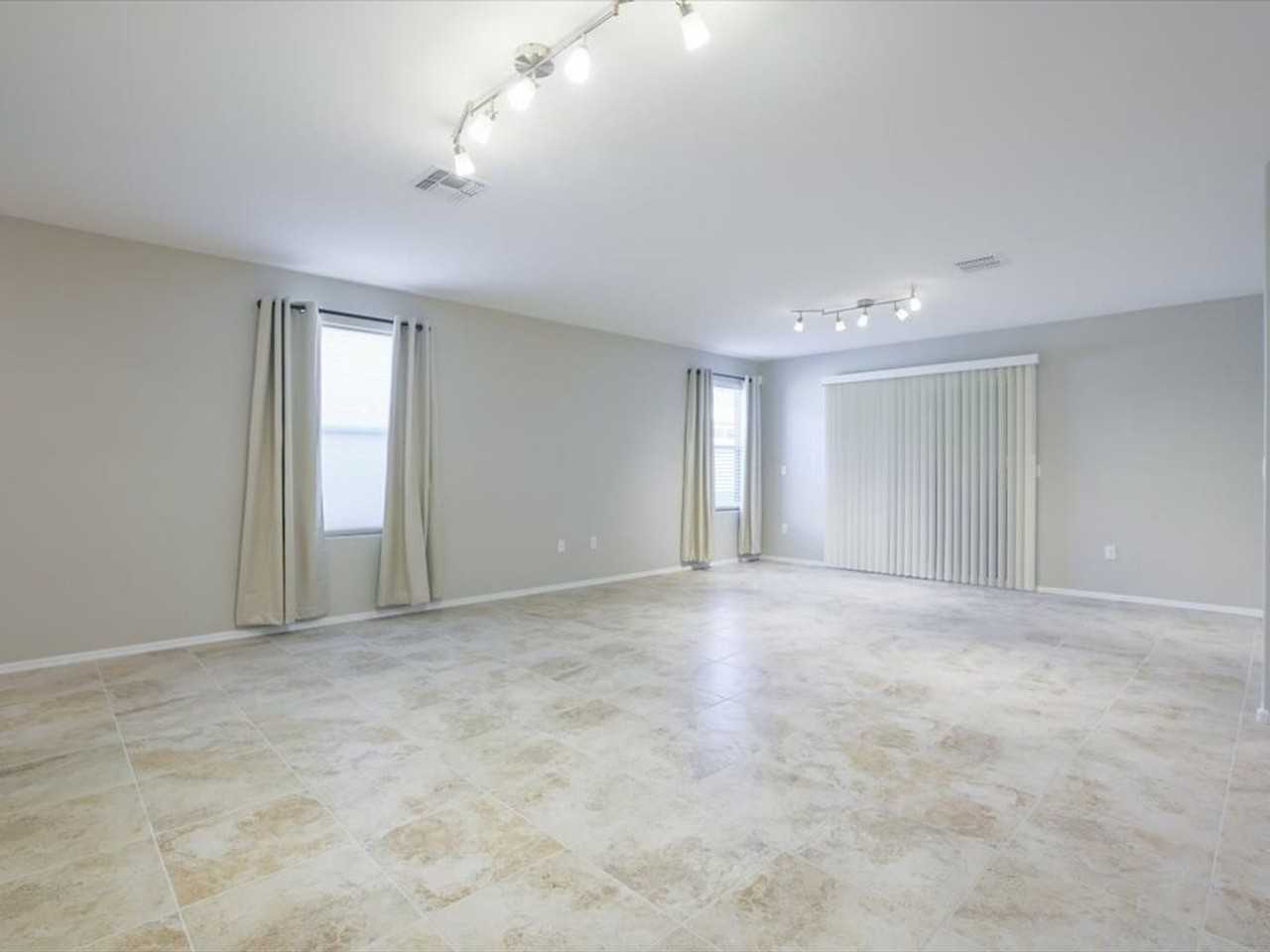 8568 E River Reserve Dr - Photo 7 of 23