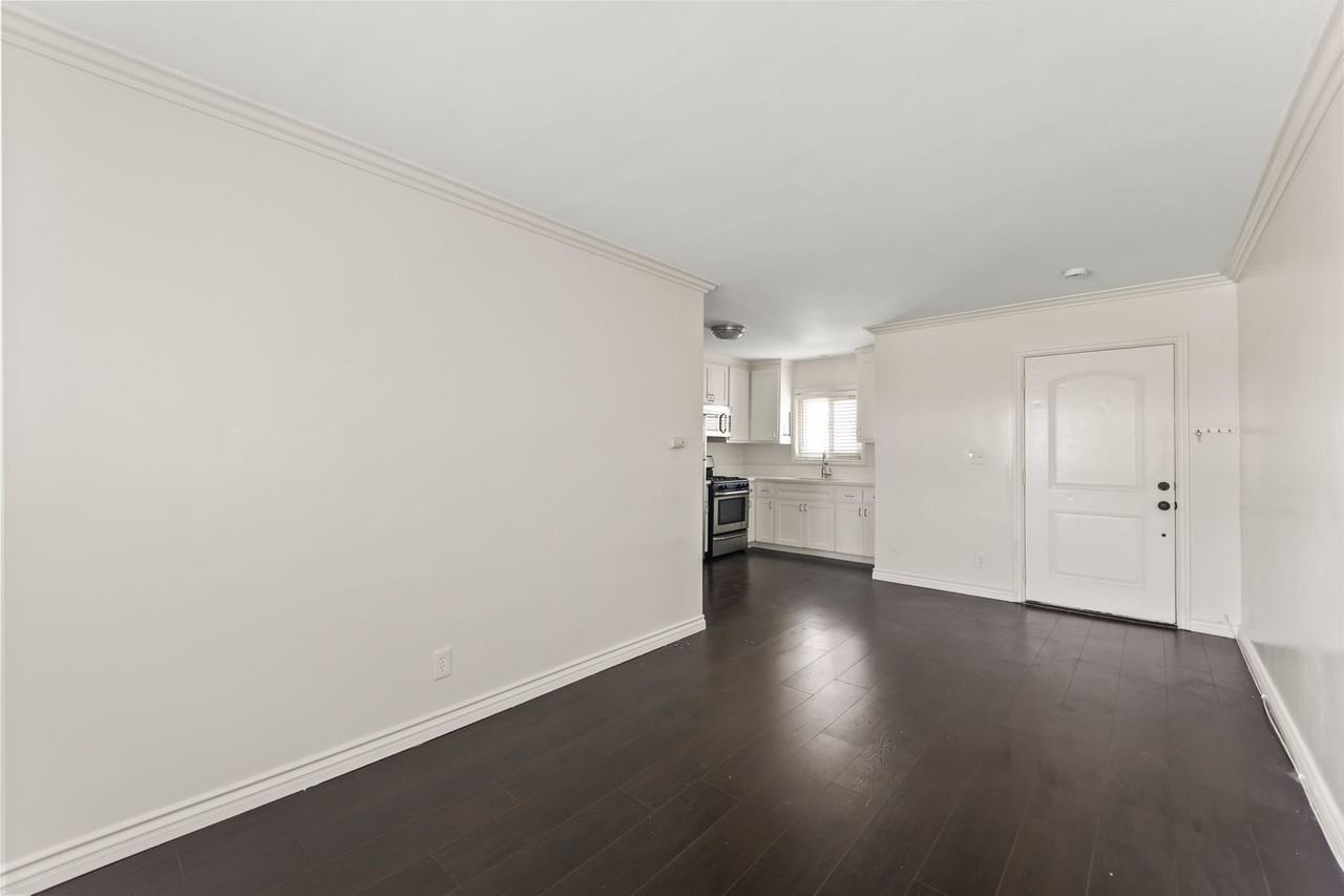 4104 E. 7th Street - Photo 2 of 16