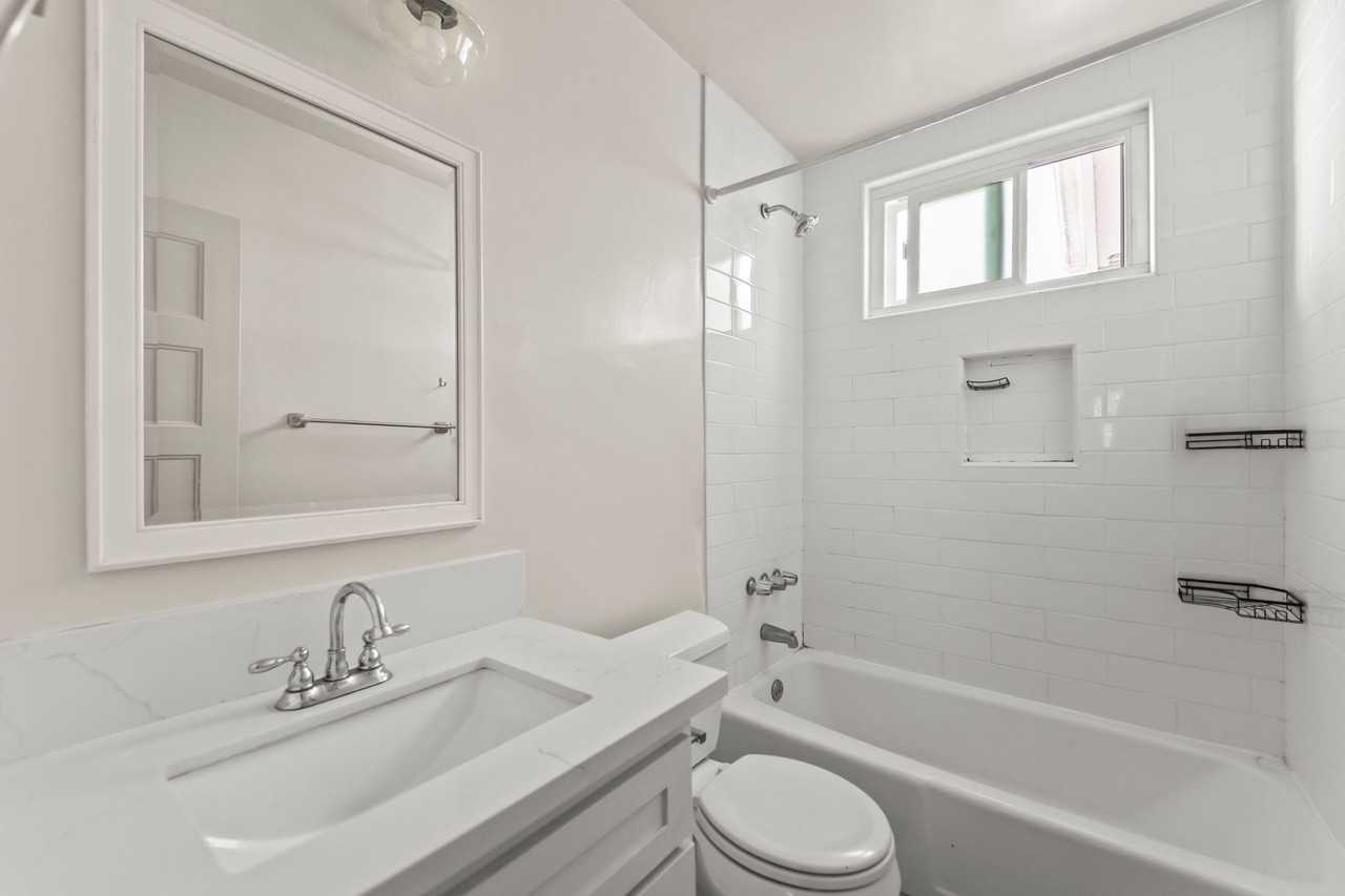 4104 E. 7th Street - Photo 7 of 16