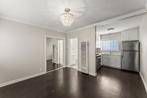 featured image of 4104 E 7th St