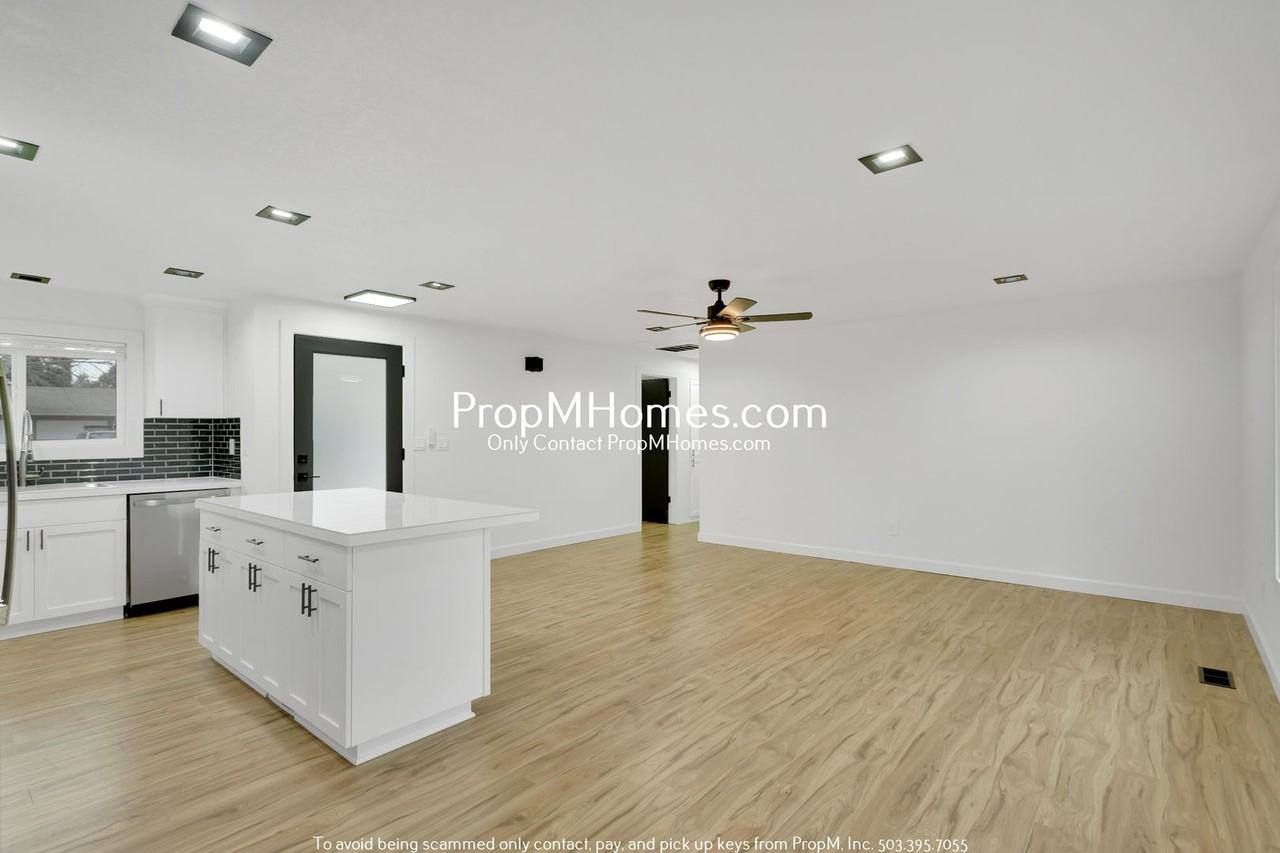 19820 19820 SW Rock Road - NEW PROPERTY - Photo 7 of 25