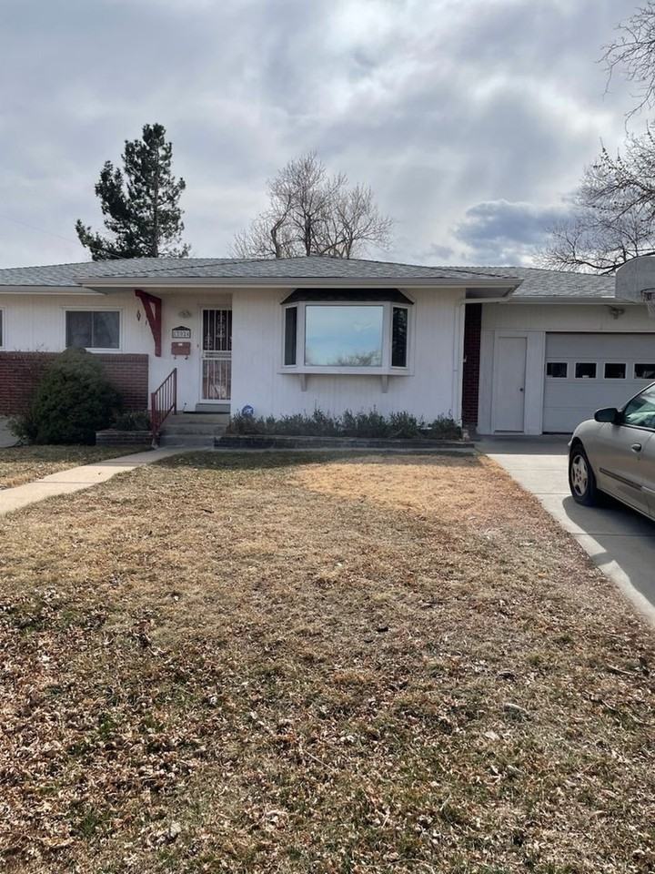 12024 12024 W Virginia Ave Lakewood. Co80228 - Photo 2 of 13