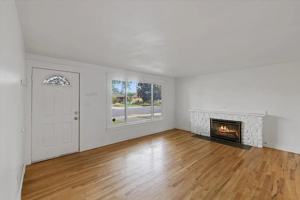featured image of 3034 W Bismark Ave