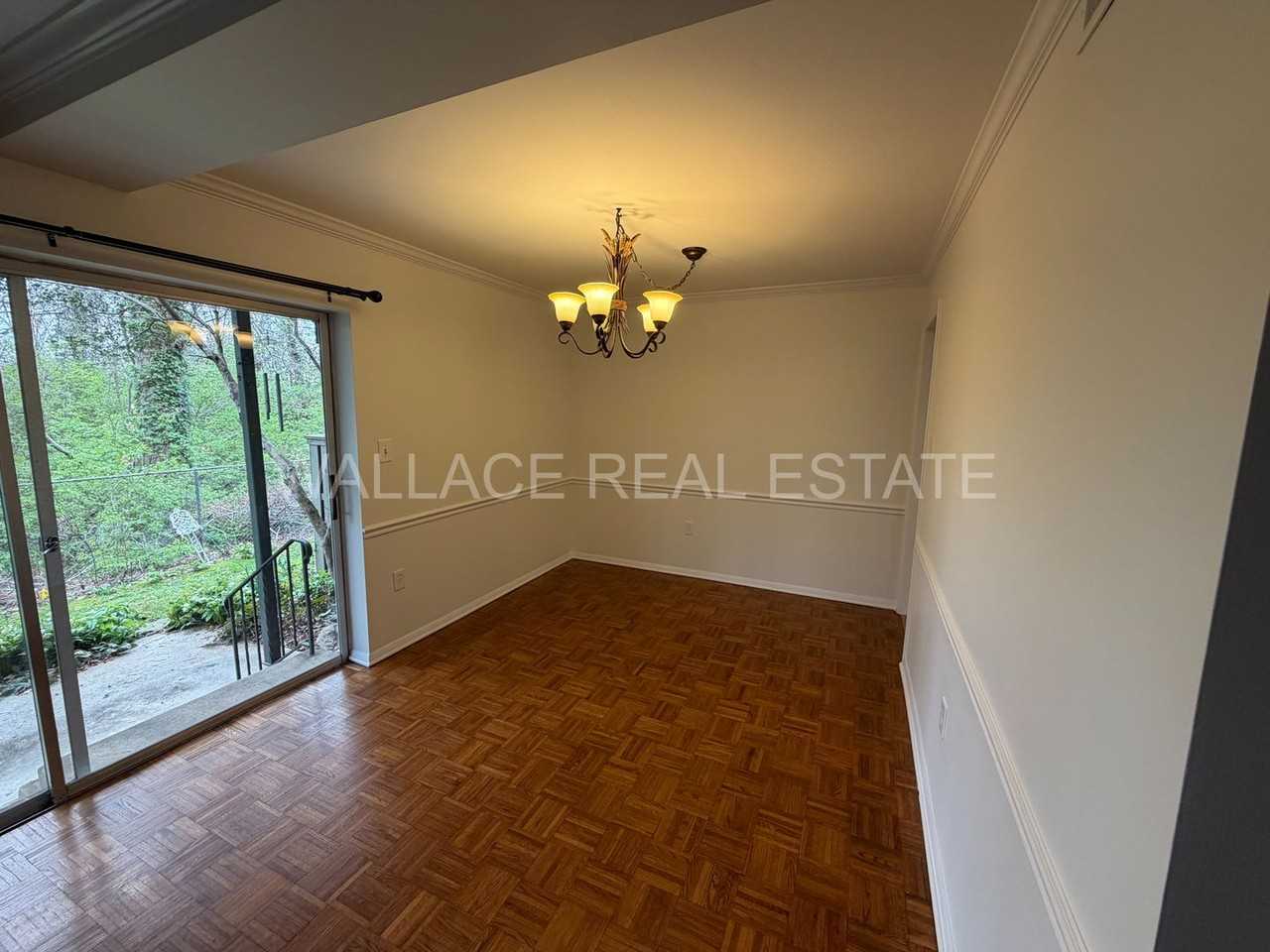 3636 Taliluna Ave - Photo 3 of 13