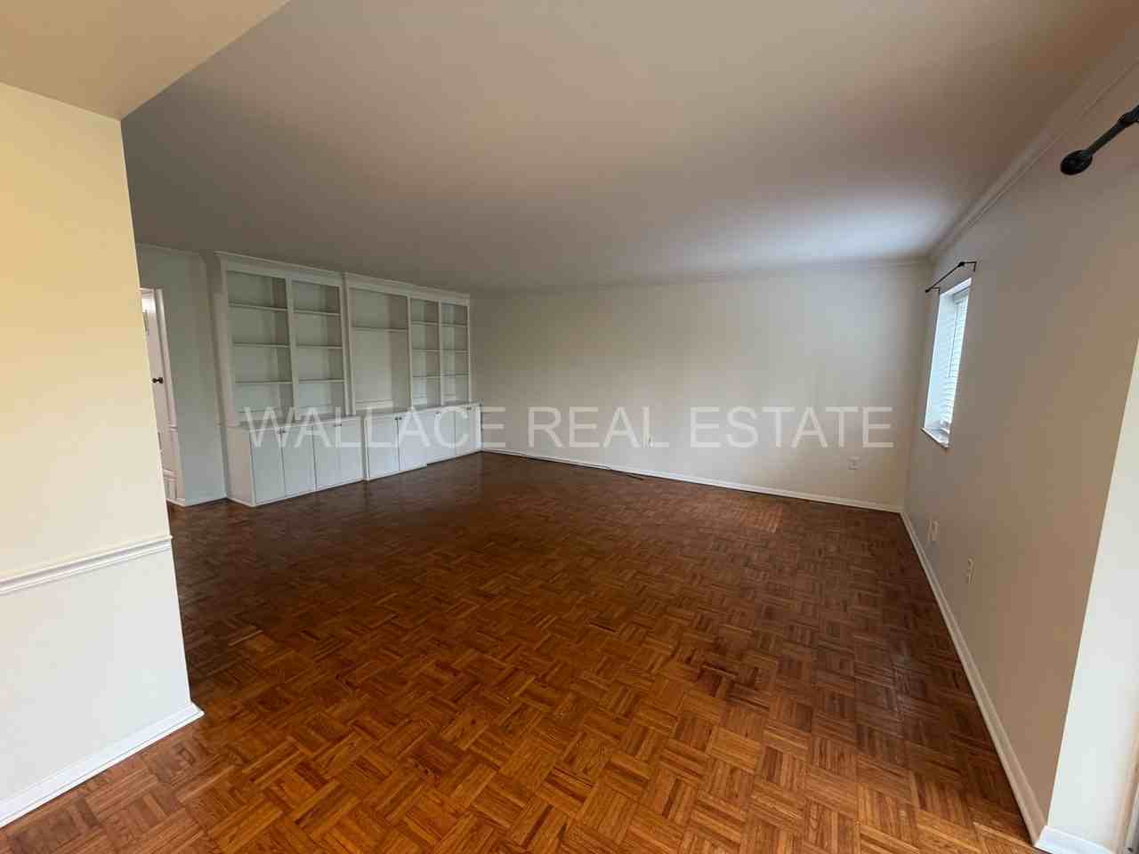 3636 Taliluna Ave - Photo 6 of 13