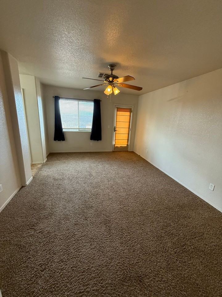 1315 Paso Robles Ave - Photo 5 of 15