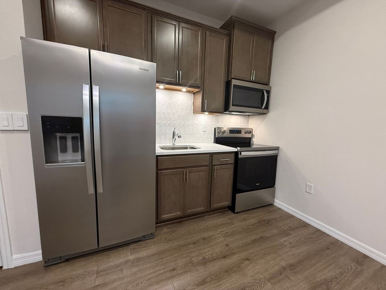 3917 Harvest Hearth Pl - Photo 2 of 11