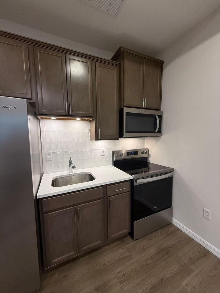 3917 Harvest Hearth Pl - Photo 3 of 11