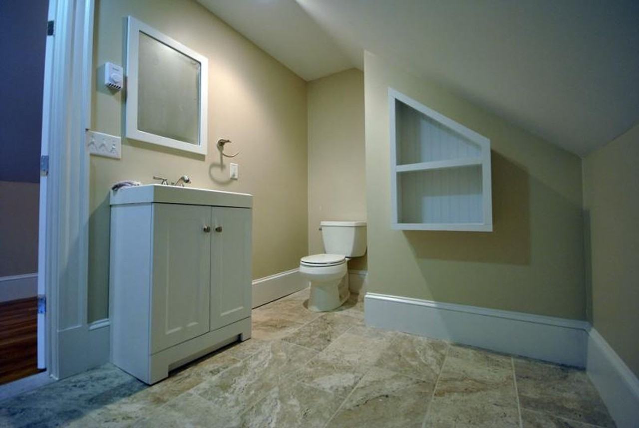 20 Tip Top St - Photo 6 of 8