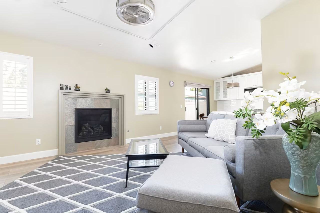 671 Redondo Ct - Photo 2 of 19