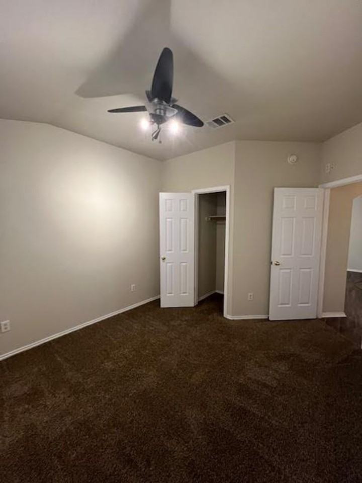 10116 Parker Springs Dr - Photo 5 of 19