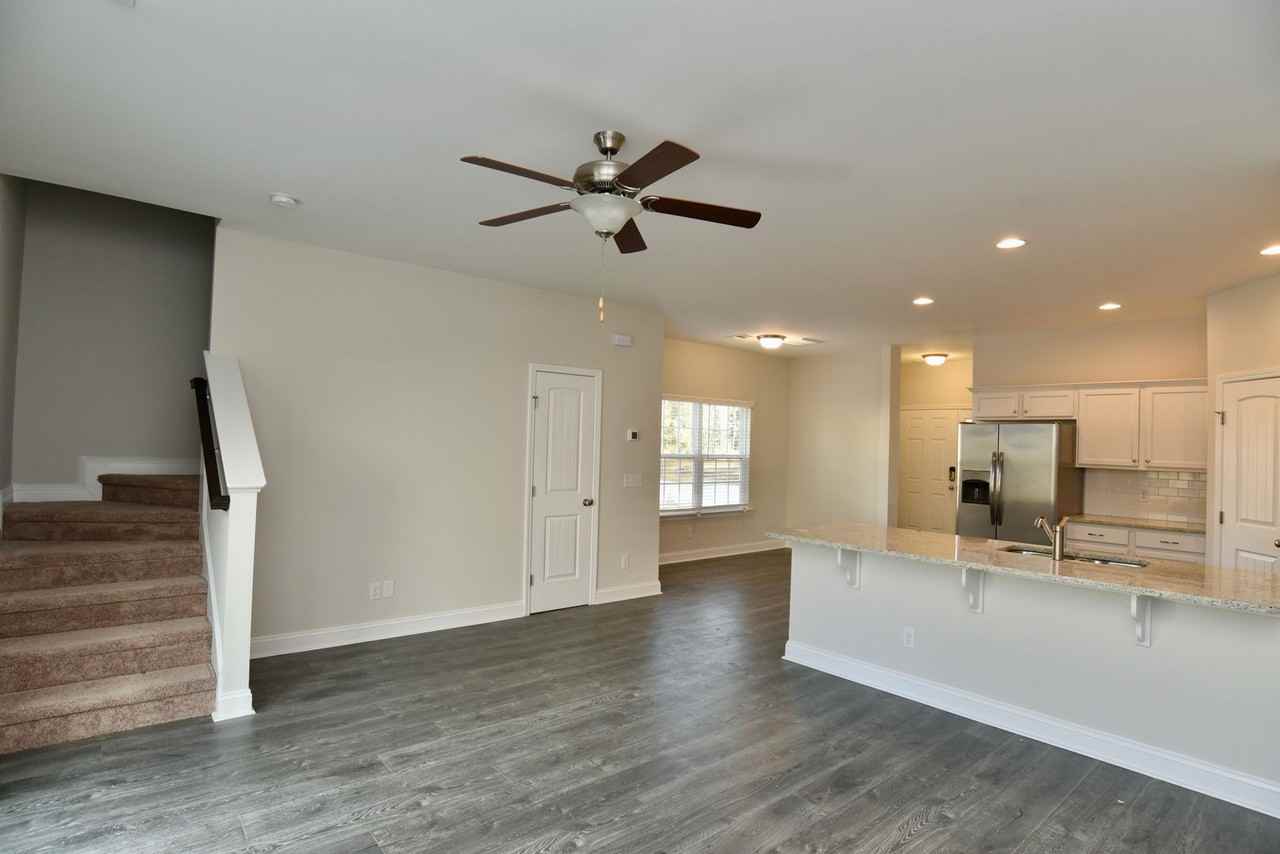 30 Maria Way - Photo 7 of 19