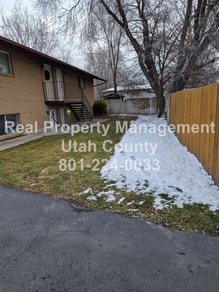 1146 W 100 N - Photo 4 of 27