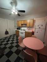 featured image of 2500 N Fratney St