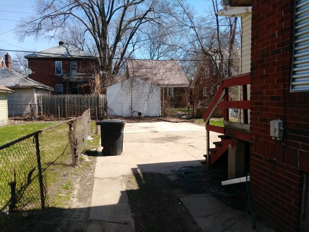 14576 Asbury Park - Photo 3 of 22