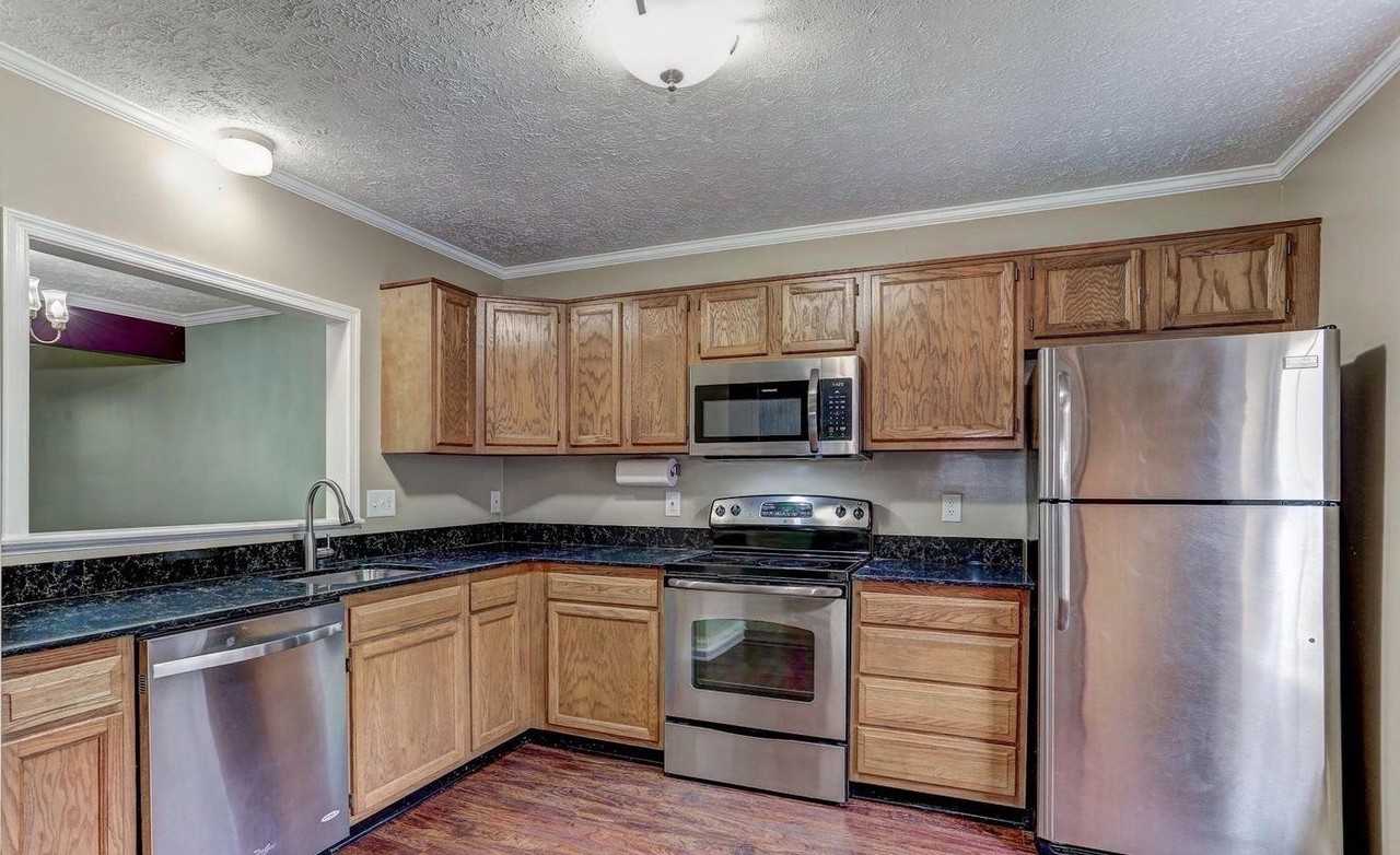 307 Stafford Mews Ln - Photo 5 of 29