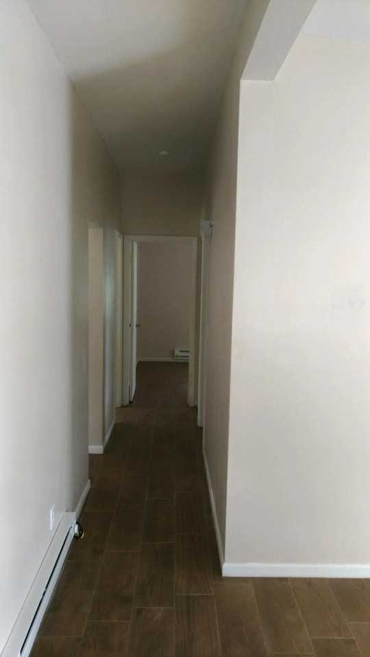 1168 Penfield Ave - Photo 5 of 12