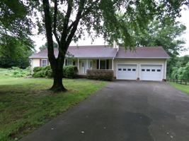 featured image of 844 Leichester Square Ct