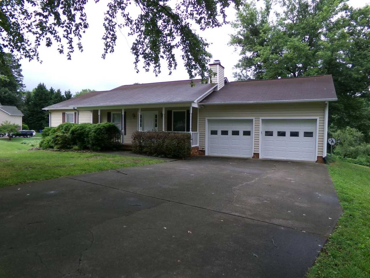 844 Leichester Square Ct - Photo 2 of 30