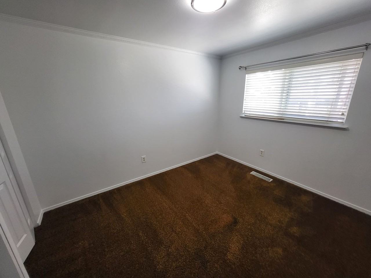 2166 Carriage Crest Dr - Photo 6 of 12