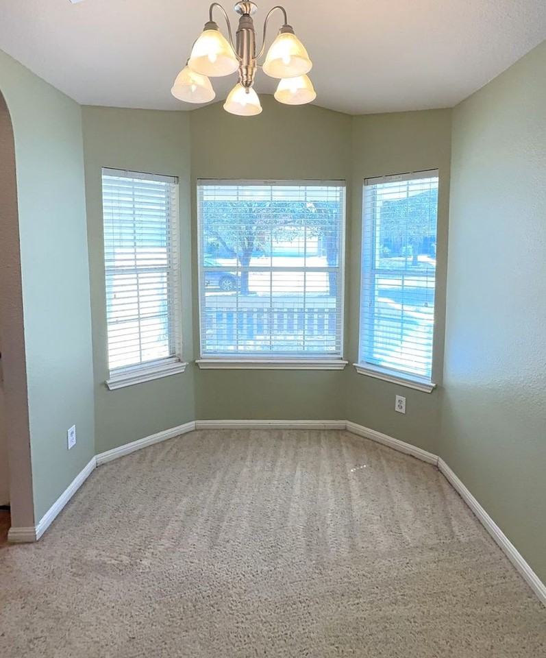 8823 Gallop Chase - Photo 2 of 8