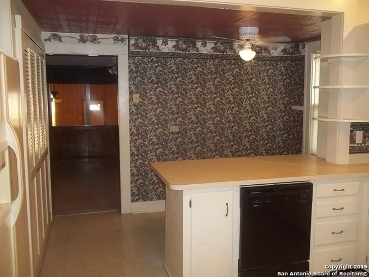 330 Eads Ave - Photo 5 of 11