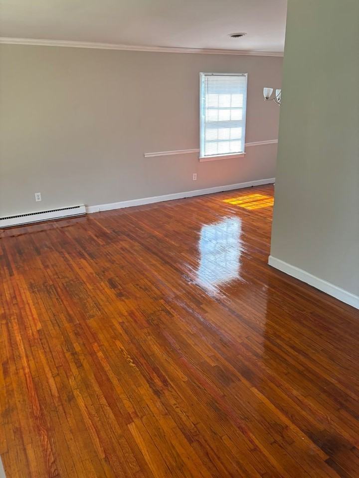 5816 Haddington Dr - Photo 3 of 9