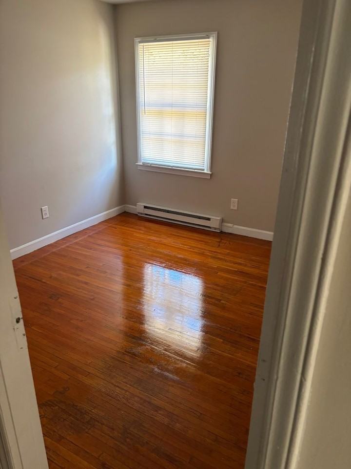 5816 Haddington Dr - Photo 6 of 9