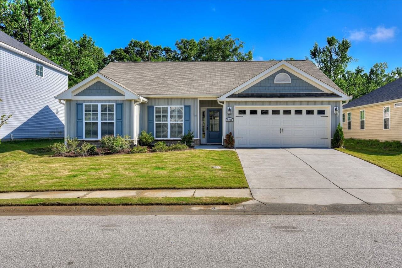 5286 Copse Dr - Photo 2 of 32