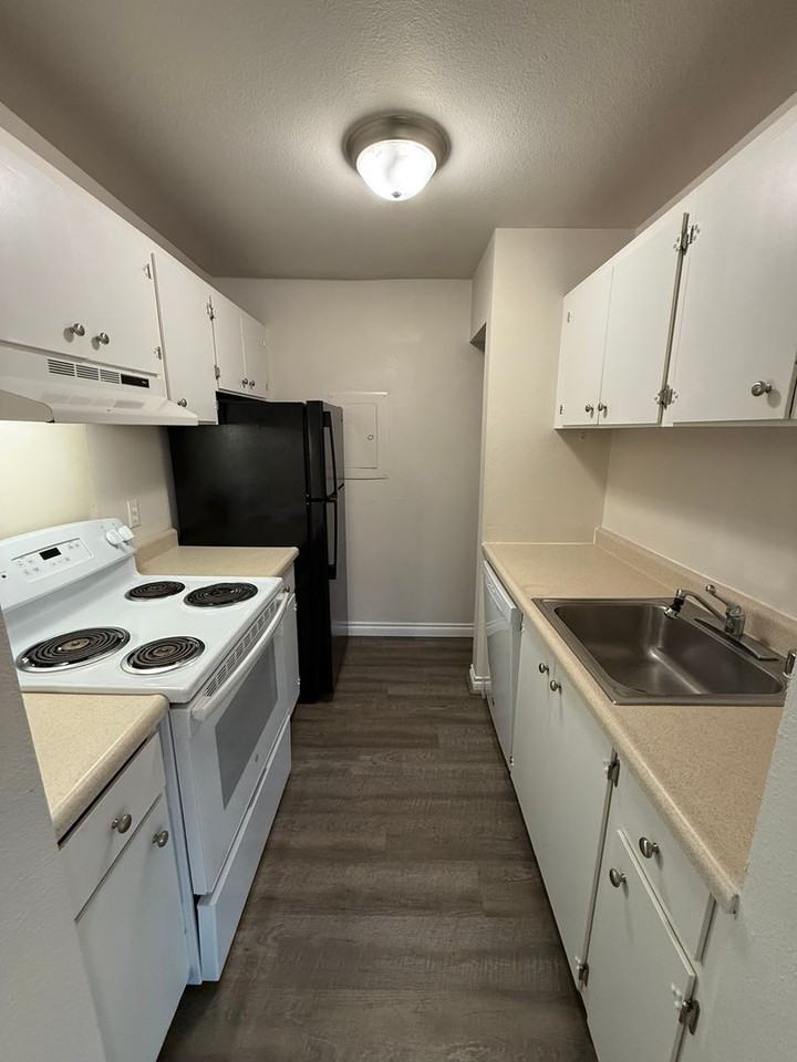 6116 N 15th St Apt G104 - Photo 7 of 14