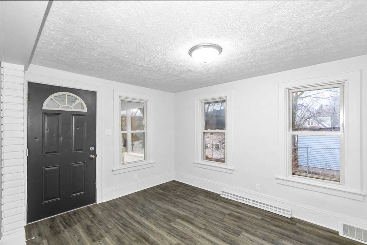 679 Euclid Ave - Photo 7 of 15