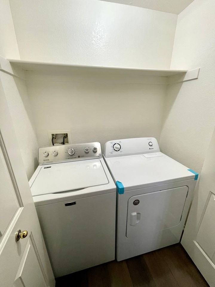 3448 Sunriver Rd #4 - Photo 4 of 24