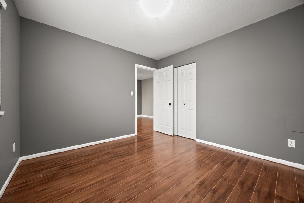 2453 Gillespie Street - Photo 6 of 19