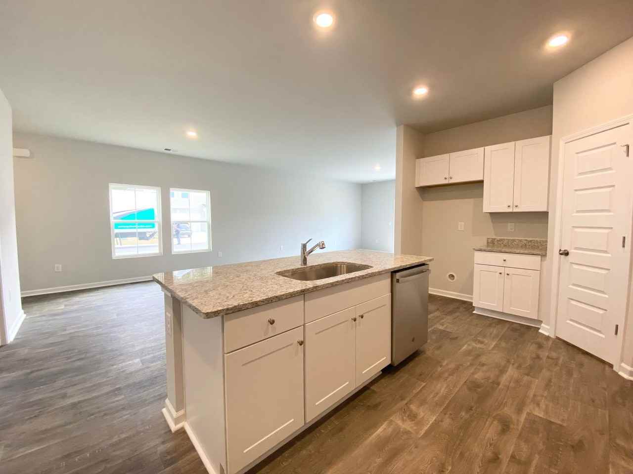 1063 Tripletail Dr Nw - Photo 4 of 30