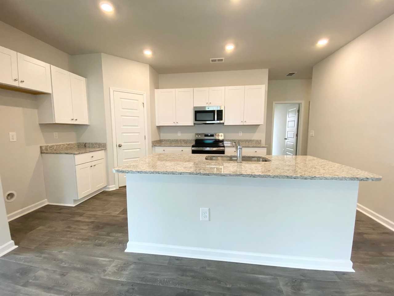 1063 Tripletail Dr Nw - Photo 5 of 30