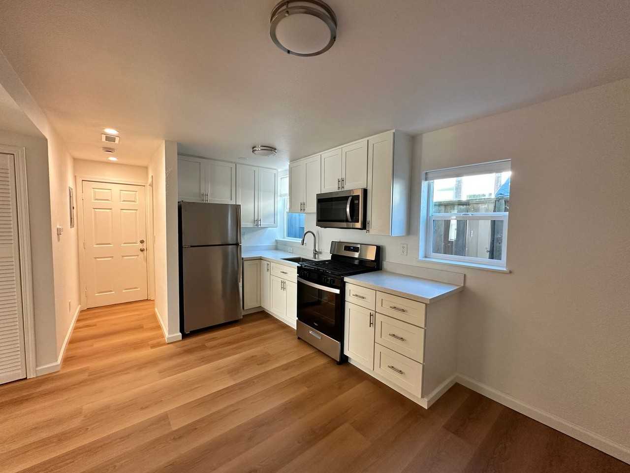 5308 Market St - Photo 2 of 6