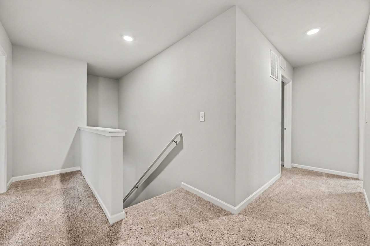 7414 Montego Bay St - Photo 7 of 18