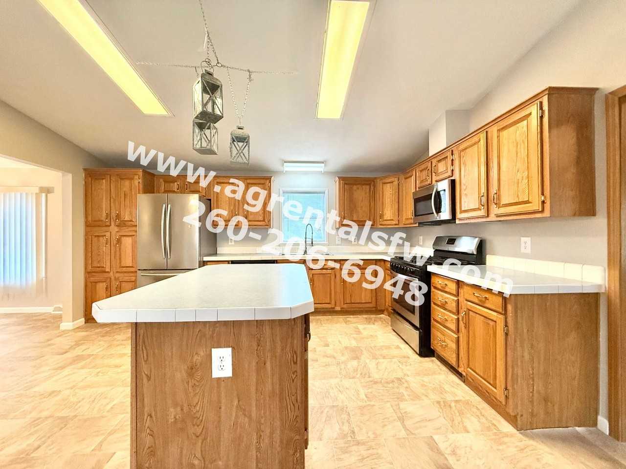 2219 Dale Dr - Photo 4 of 27