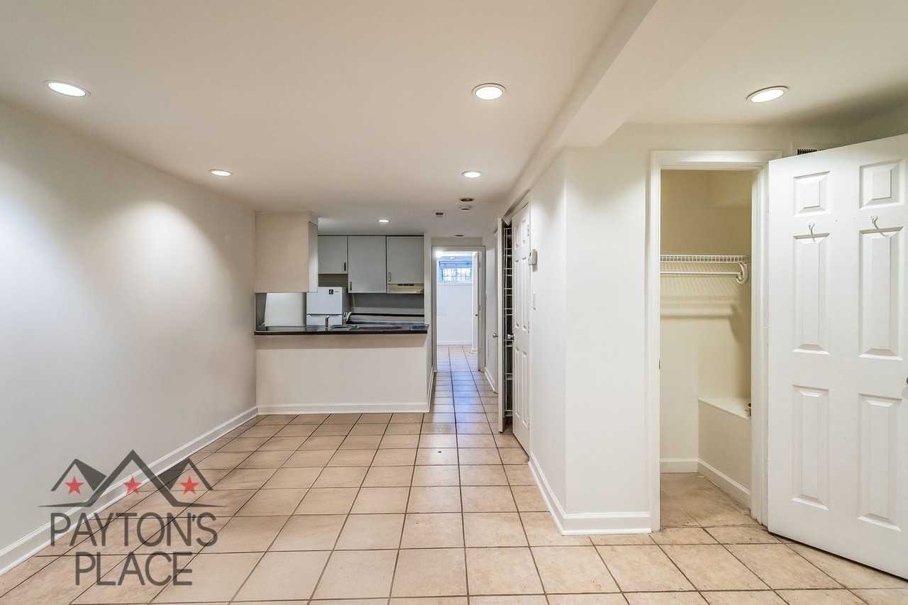 1713 Willard St Nw - Photo 6 of 17