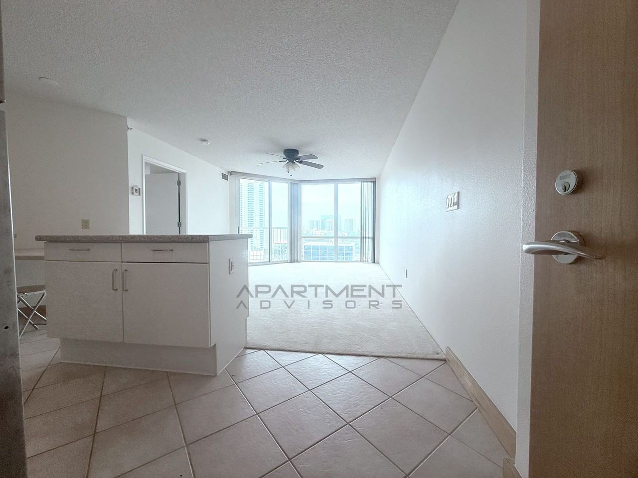 801 S King St #1106 - Photo 6 of 16