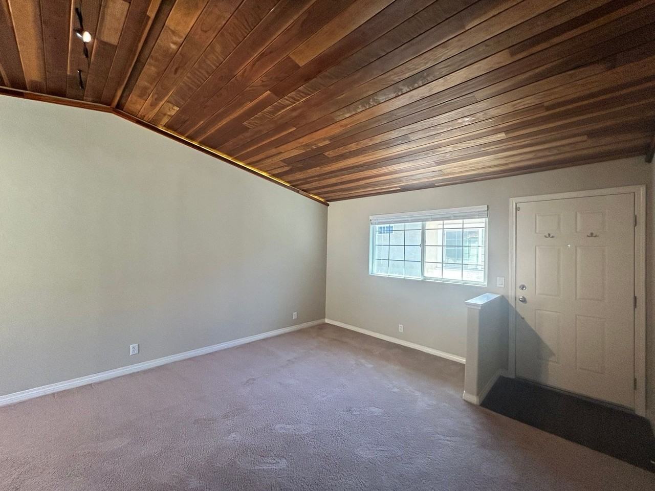 4524 Wilson Ave - Photo 6 of 15