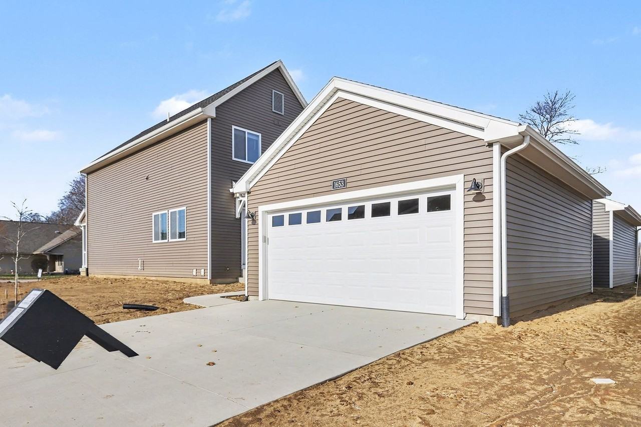 1875 1875 Kingfisher Circle - Photo 7 of 25